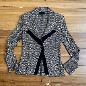 St. John rayon wool textured blend knit blazer. Size 4.